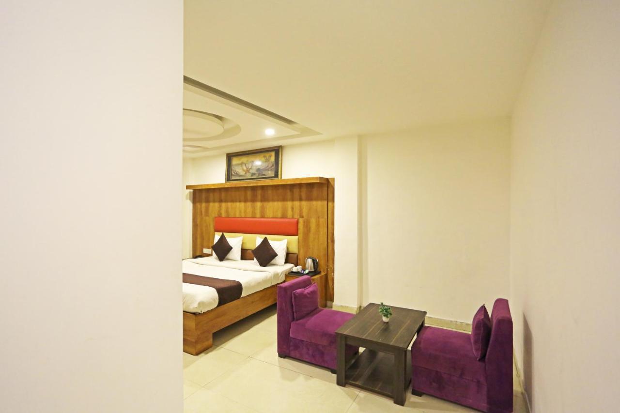 Hotel Sm Suits Near Delhi Airport-Unit By Grand Urban Luxury Nueva Delhi Exterior foto